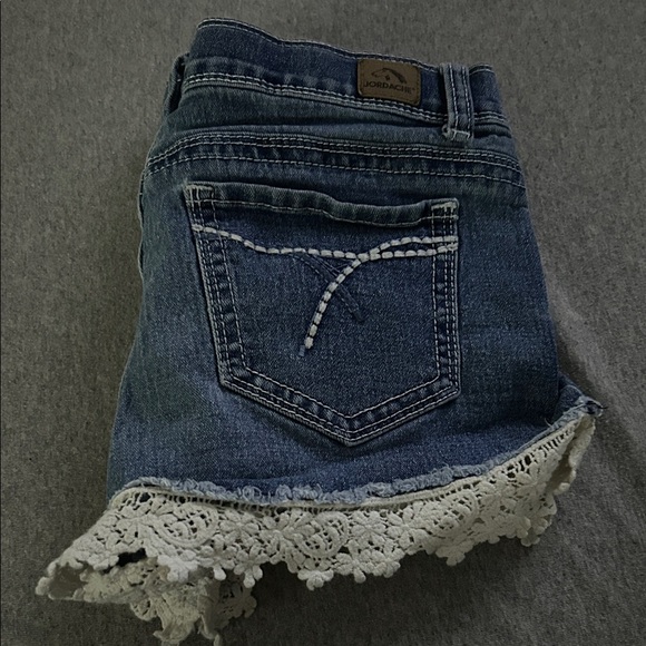 Jordache Blue Jean Shorts with White Lace Trim - Picture 3 of 3